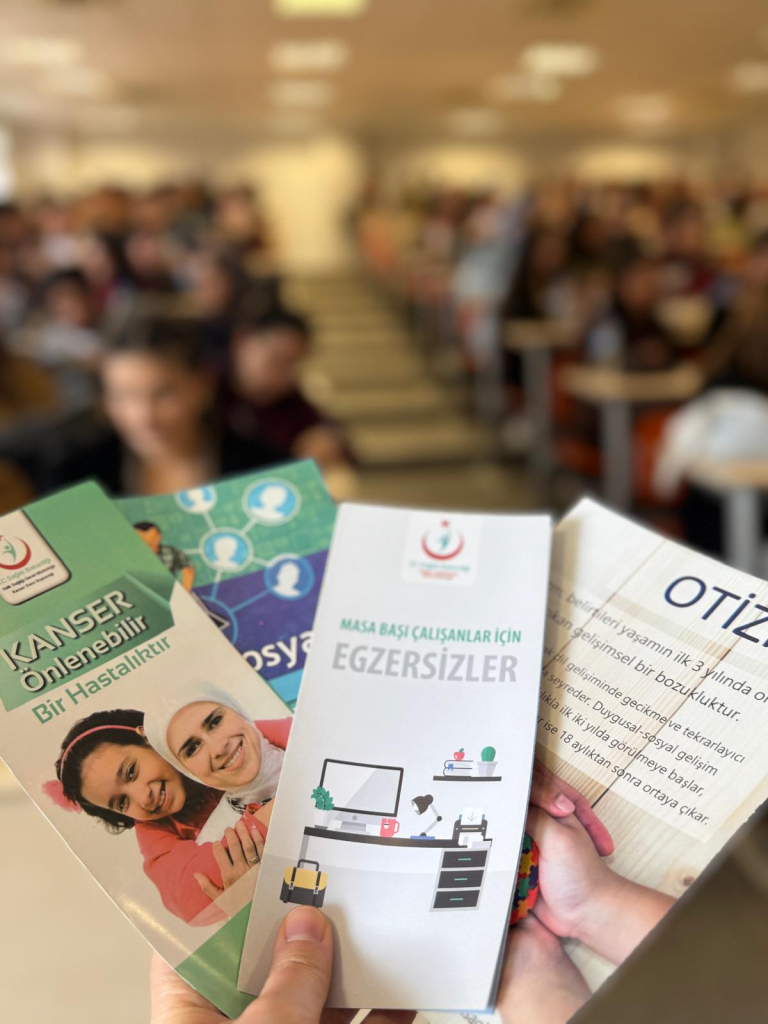 SAHA Elçileri Akademi Eğitimi Öğrencilerle Buluştu